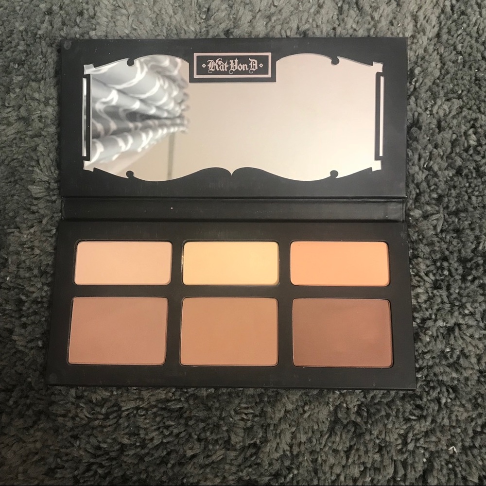 Kat Von D Shade Light Contour Palette